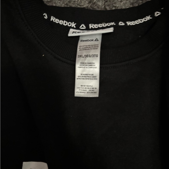 Reebok Black Crewneck Sweatshirt - Picture 2 of 2